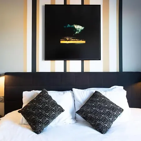 #39 Staywizus - Old Town 3 Bdr Ac Balcony 5mins Walk To Sea Апартаменты