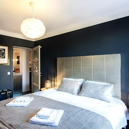 #39 Old Town 3 Bdr Ac Balcony 5mins Walk To Sea * 니스