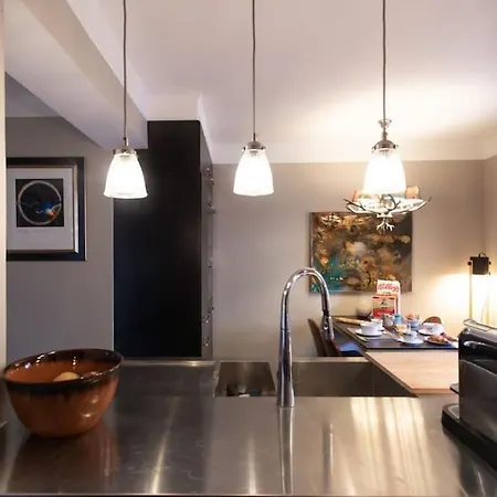 #39 Staywizus - Old Town 3 Bdr Ac Balcony 5mins Walk To Sea