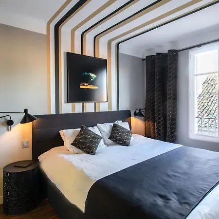 아파트 #39 Old Town 3 Bdr Ac Balcony 5mins Walk To Sea