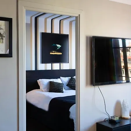 #39 Staywizus - Old Town 3 Bdr Ac Balcony 5mins Walk To Sea * 尼斯