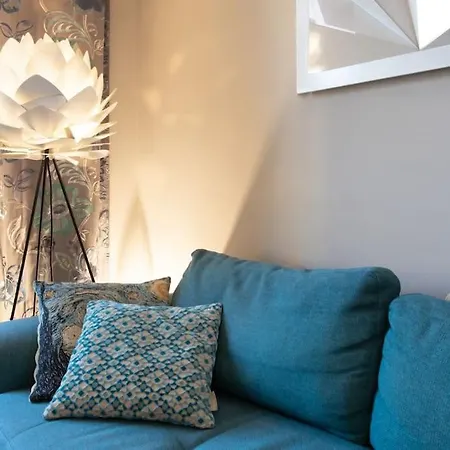 Апартаменты #39 Staywizus - Old Town 3 Bdr Ac Balcony 5mins Walk To Sea Ницца