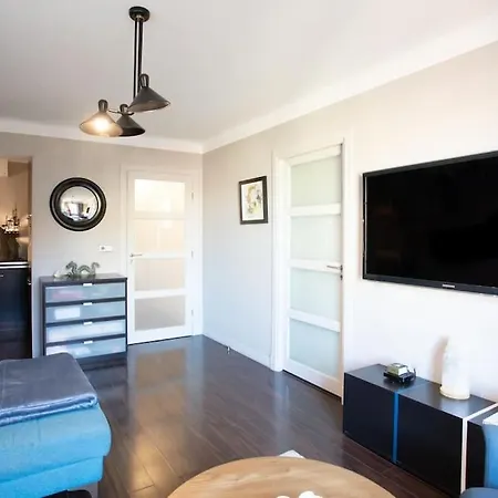 Appartement #39 Old Town 3 Bdr Ac Balcony 5mins Walk To Sea